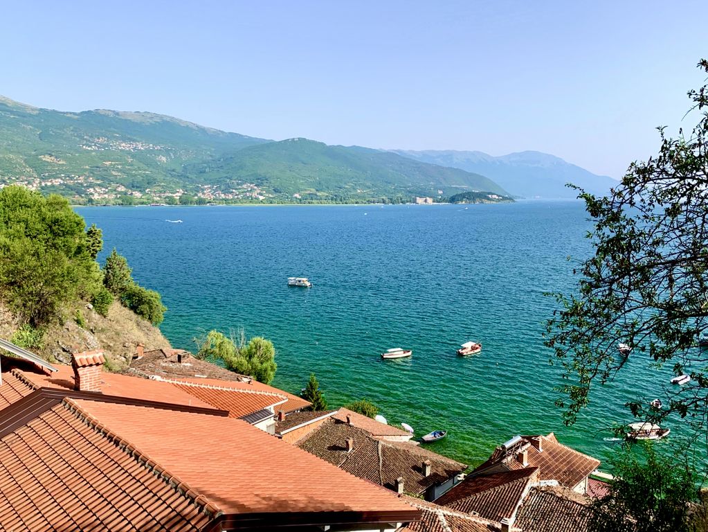 Uitzicht meer Ohrid Balkan